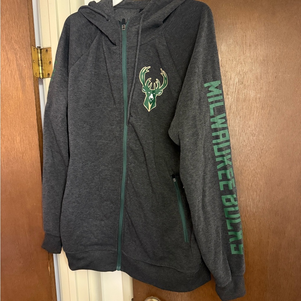 Milwaukee Bucks NBA Gray Zip Up Sweater